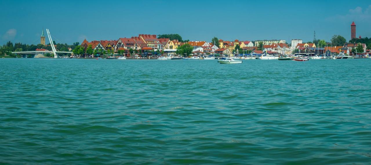 Enklawa Mikolajki Villa Exteriör bild