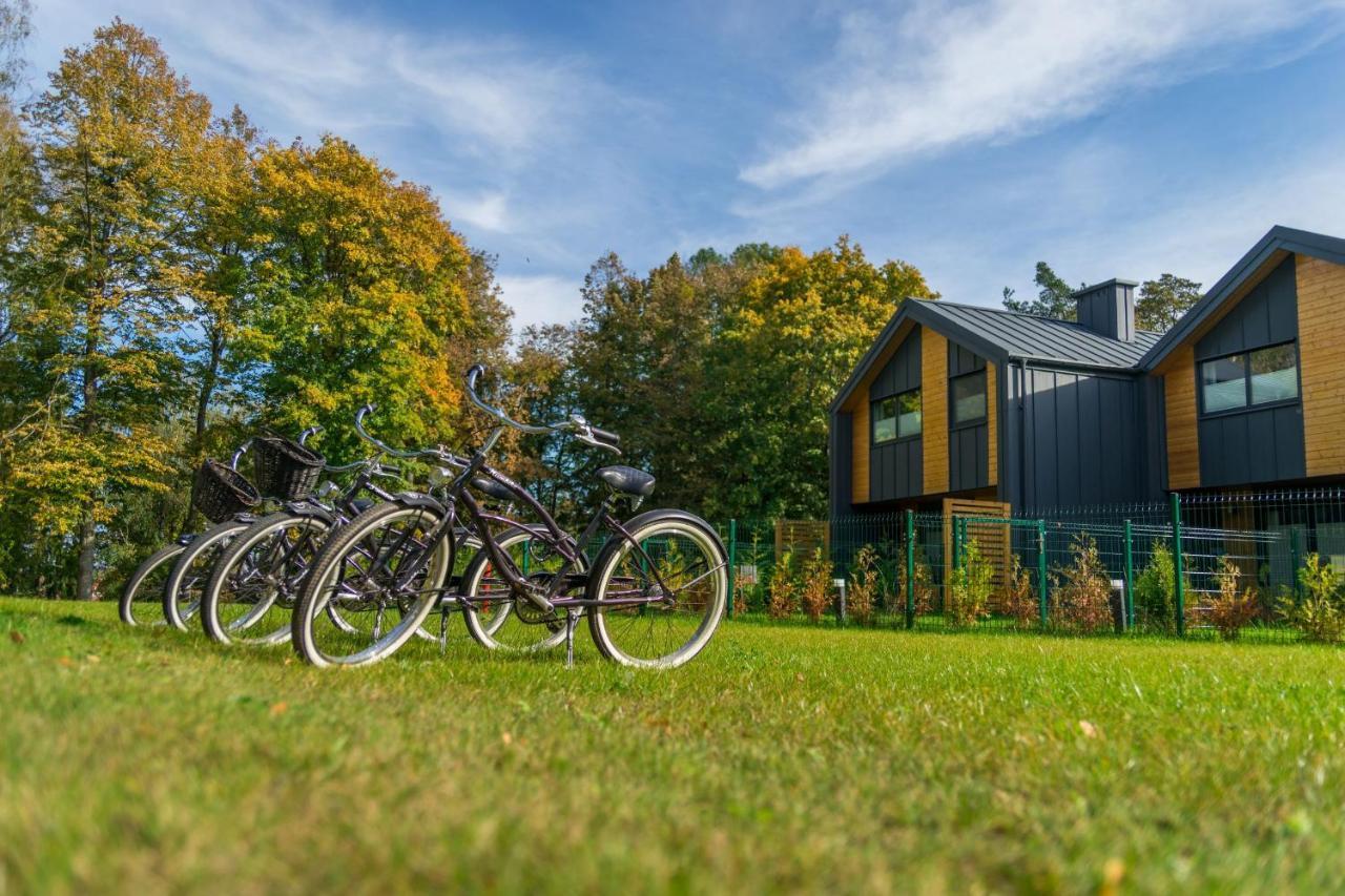 Enklawa Mikolajki Villa Exteriör bild